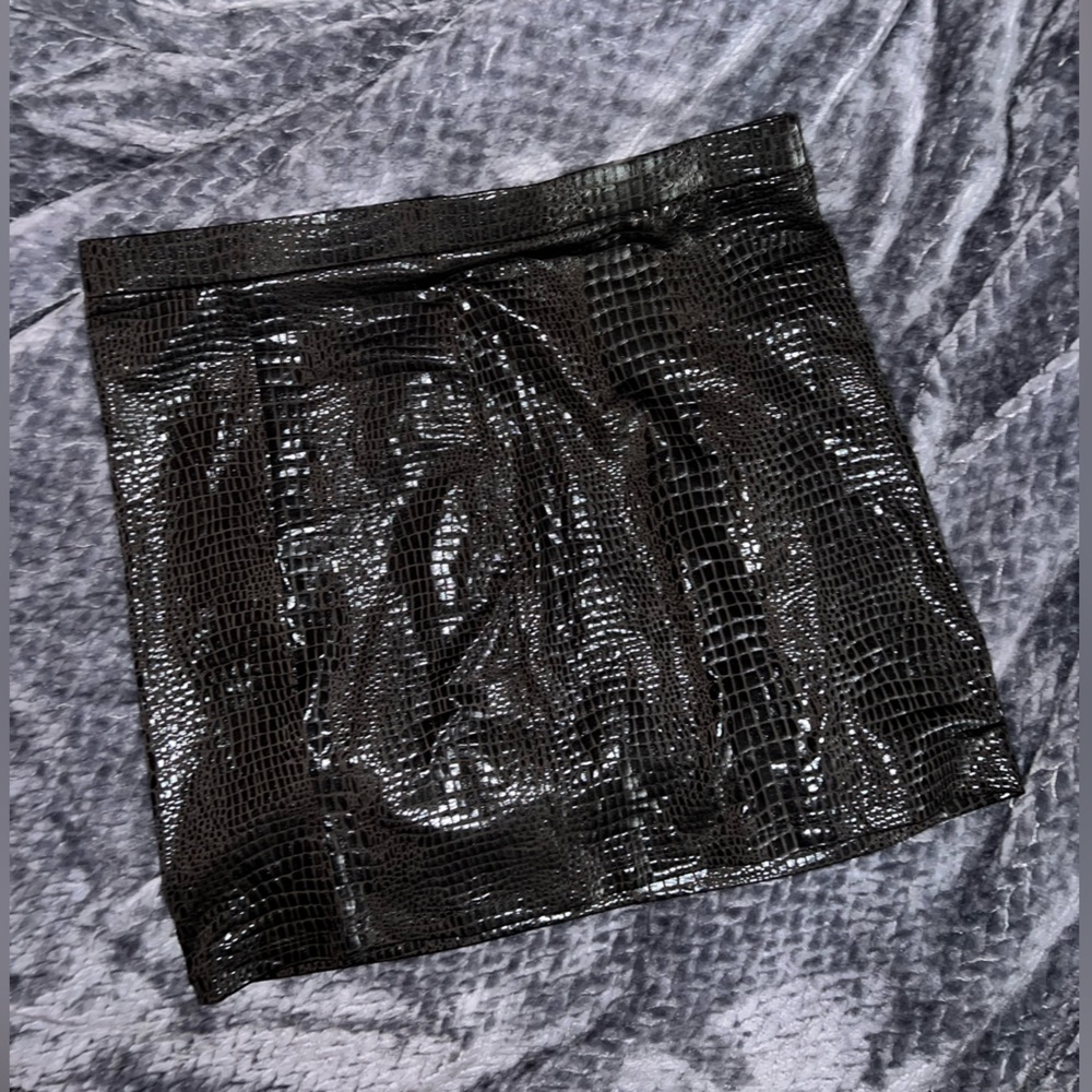 snake print mini skirt